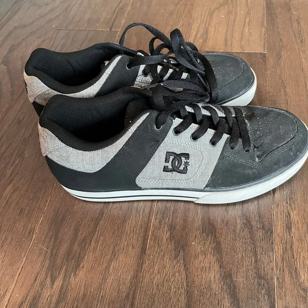 DC Shoes Men's Pure XE Black Heather Grey Skate Sneakers 301722 Size 9.5